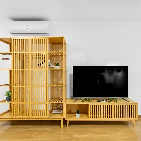 Wintowinrentals Huelin Con Terraza Chill Out 度假居
